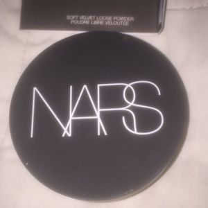 NARS lose powder